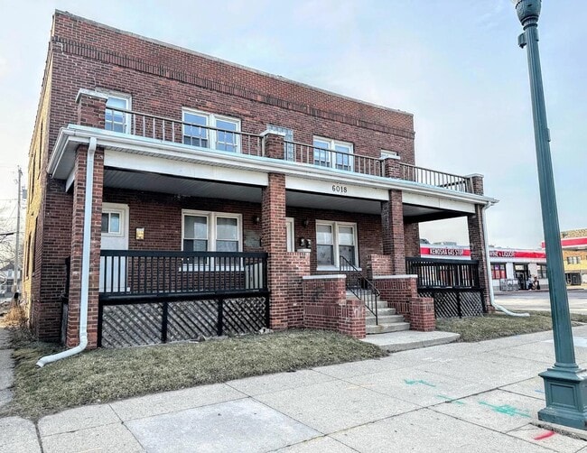 6018 22nd Ave, Unit D - Upstairs