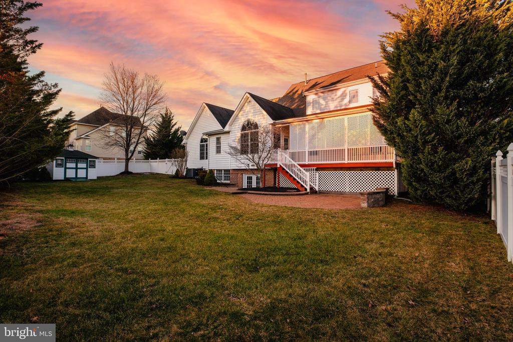 102 Bramble Ct in Winchester, VA - Foto de edificio