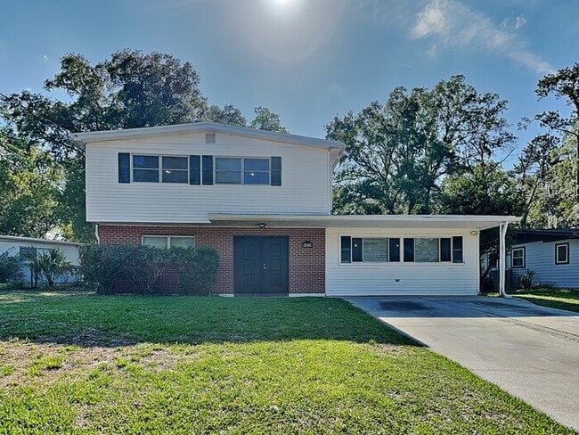 property at 2640 Hugh Edwards Dr