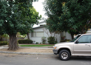 3705 Yosemite St in San Diego, CA - Building Photo - Building Photo