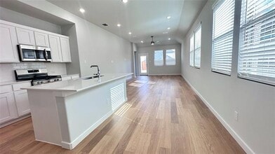 4011 Sandstone Dr in McKinney, TX - Building Photo - Building Photo