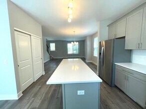 613 Broadway St in Libertyville, IL - Building Photo - Building Photo