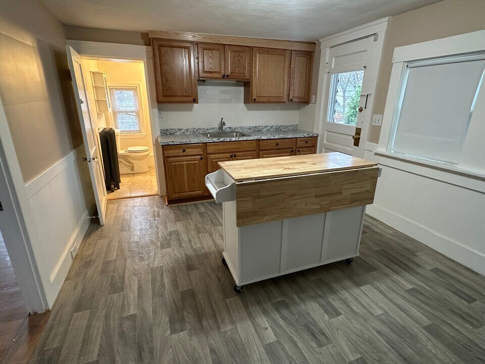 187 Danforth St in Framingham, MA - Building Photo