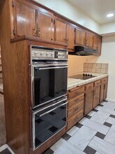 3824 Christmas Tree Ln in Bakersfield, CA - Building Photo - Building Photo