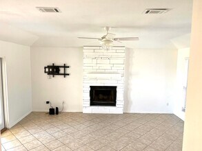 15334 Barataria Dr in Corpus Christi, TX - Foto de edificio - Building Photo