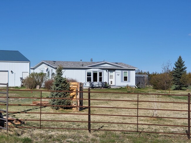 property at 1948 Federal Blvd
