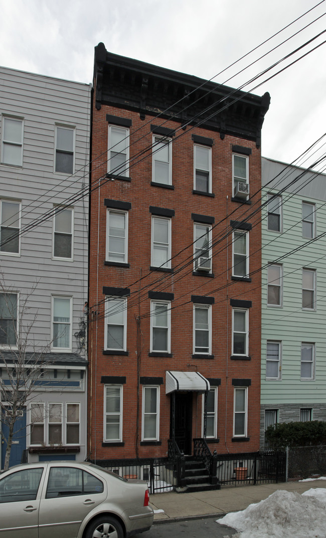 464 Monmouth St in Jersey City, NJ - Building Photo - Building Photo