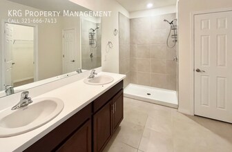 1009 NE 11th St in Cape Coral, FL - Building Photo - Building Photo