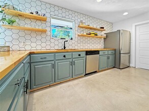 11502 Indianhead Dr in Austin, TX - Building Photo - Building Photo