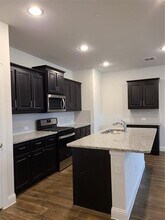 6820 Meadow Crest Dr in North Richland Hills, TX - Building Photo - Building Photo