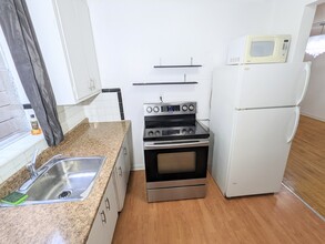1476 Eglinton Ave W in Toronto, ON - Building Photo - Building Photo