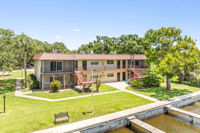 Taylor Creek Condominiums