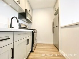 1240 S Bronson Ave in Los Angeles, CA - Building Photo