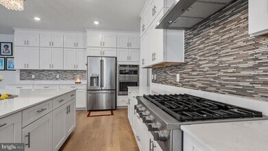 87 Aaron Truehart Wy in Ewing Township, NJ - Building Photo - Building Photo