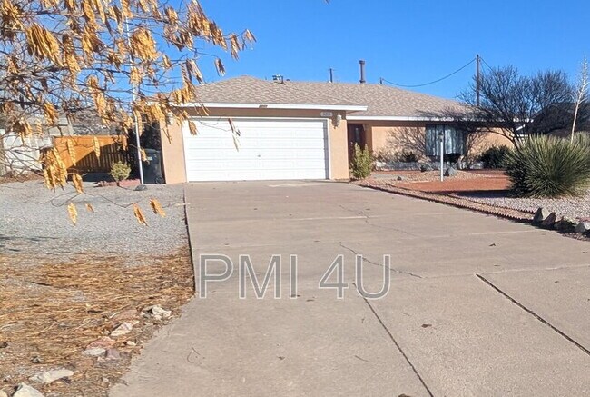 3213 22nd Ave SE in Rio Rancho, NM - Building Photo - Building Photo
