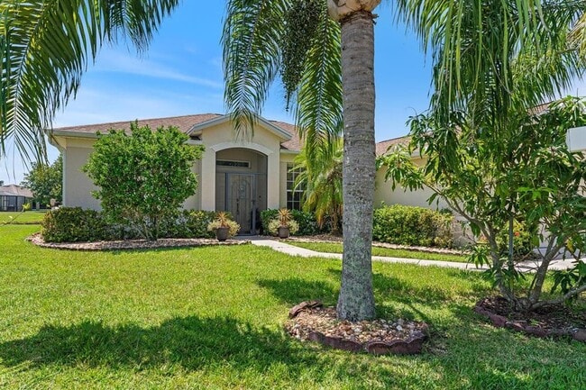 3999 Whistlewood Cir in Lakeland, FL - Building Photo - Building Photo