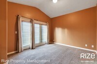 14905 Treseder St photo'