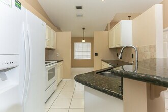 5141 Willow Pond Rd W in West Palm Beach, FL - Building Photo - Building Photo