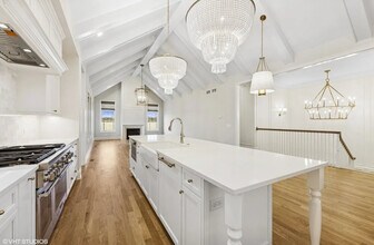 6206 Flagg Creek Ln in Western Springs, IL - Building Photo - Building Photo