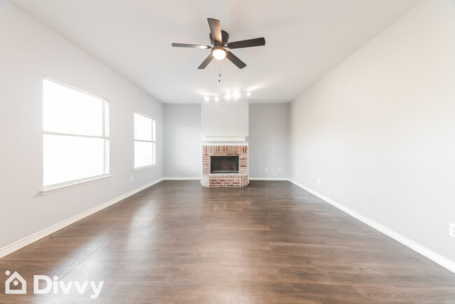 1405 Wind Dancer Trail in Fort Worth, TX - Building Photo - Building Photo