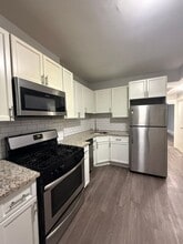 133 Eutaw in East Boston, MA - Building Photo - Interior Photo
