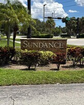 2866 S University Dr in Davie, FL - Building Photo