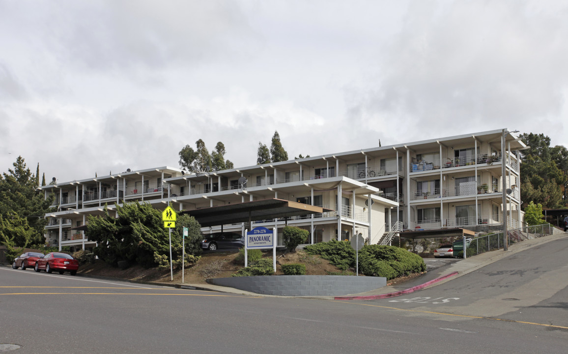 The Heights in San Leandro, CA - Building Photo