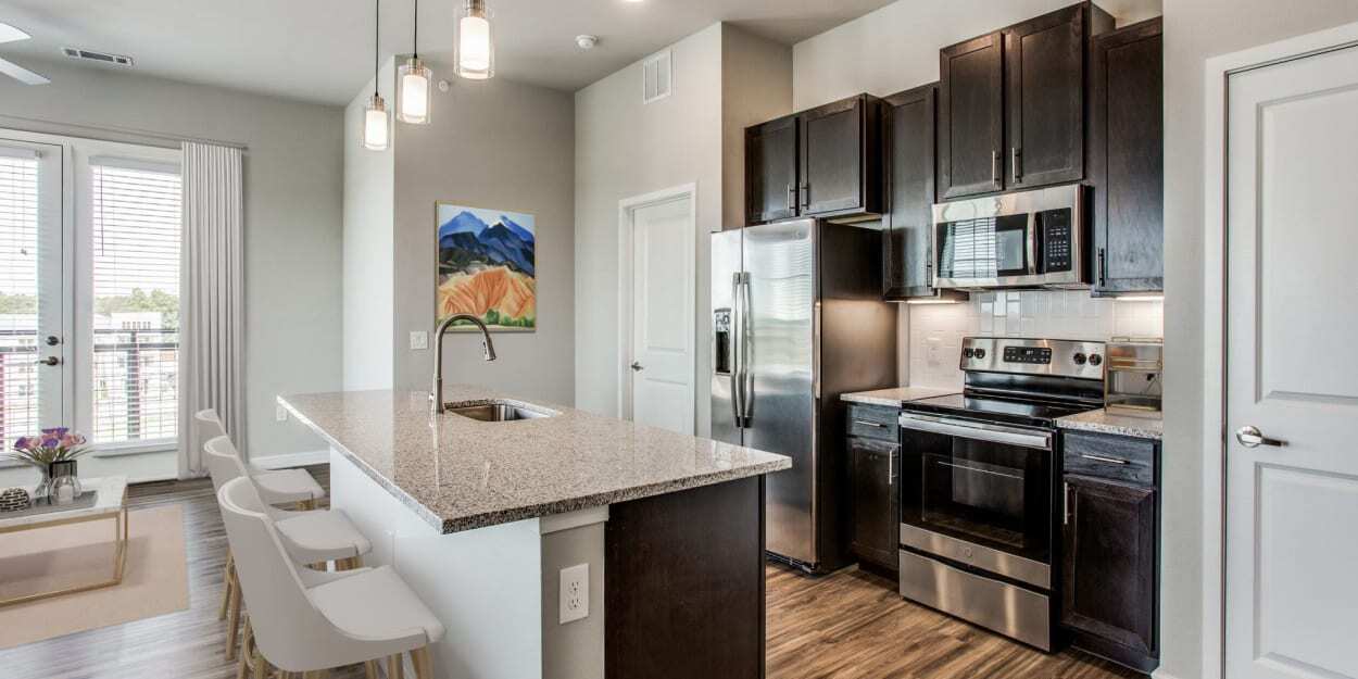 Luxia River East in Fort Worth, TX - Building Photo
