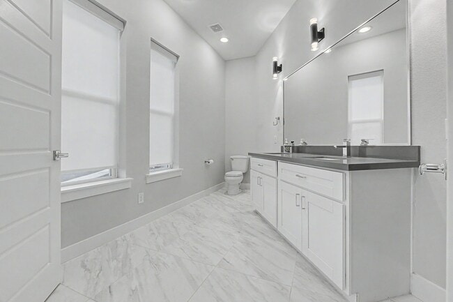 property at 1226 W 26th St