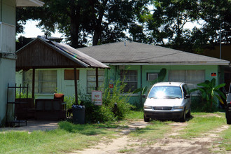 282 Washington Ave in Valparaiso, FL - Building Photo - Building Photo