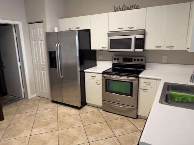 2223 Pasadena Way in Weston, FL - Foto de edificio - Building Photo