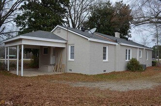 1036 Goza Rd in Fayetteville, GA - Building Photo - Building Photo