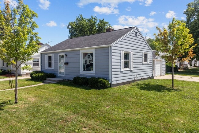 property at 1621 14th Ave