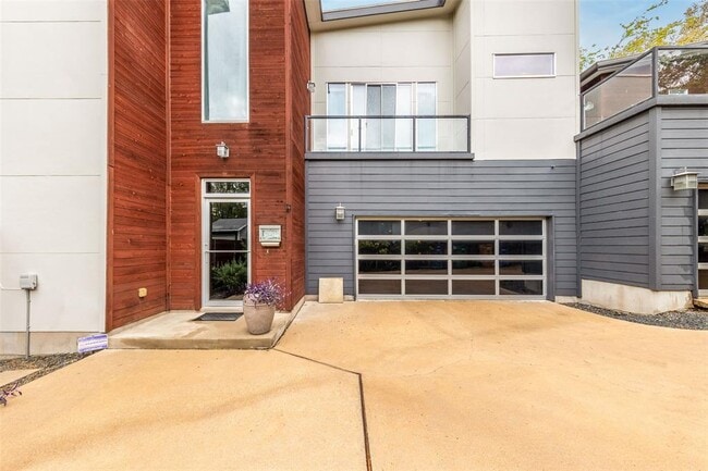 1902 Alegria Rd in Austin, TX - Building Photo - Building Photo