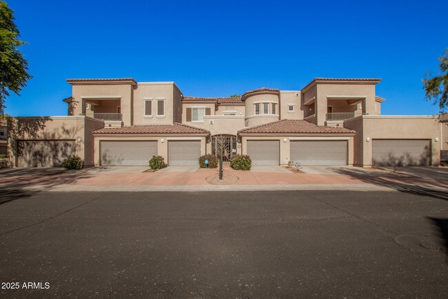 property at 11000 N 77th Pl