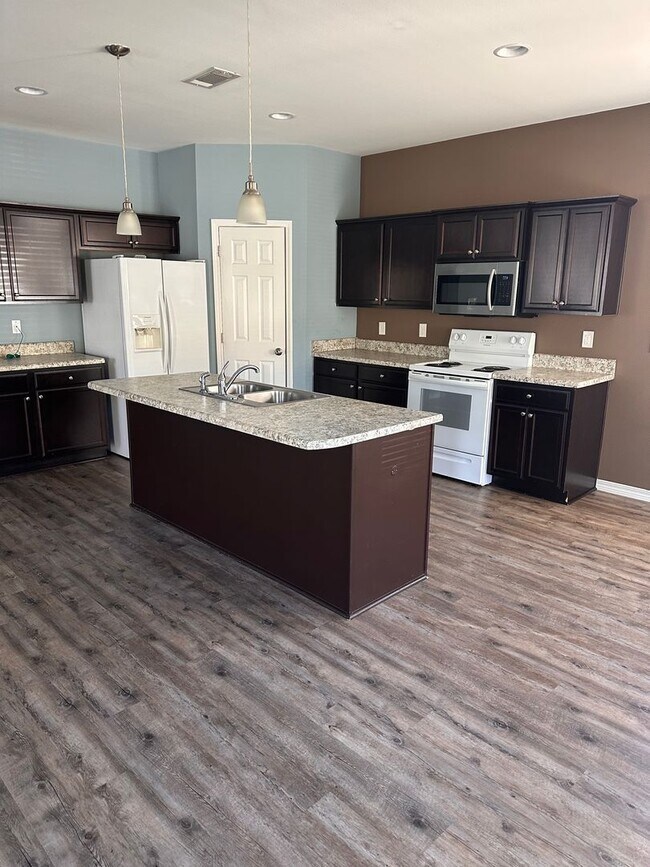 149 Bay Grove Dr in Freeport, FL - Building Photo - Building Photo