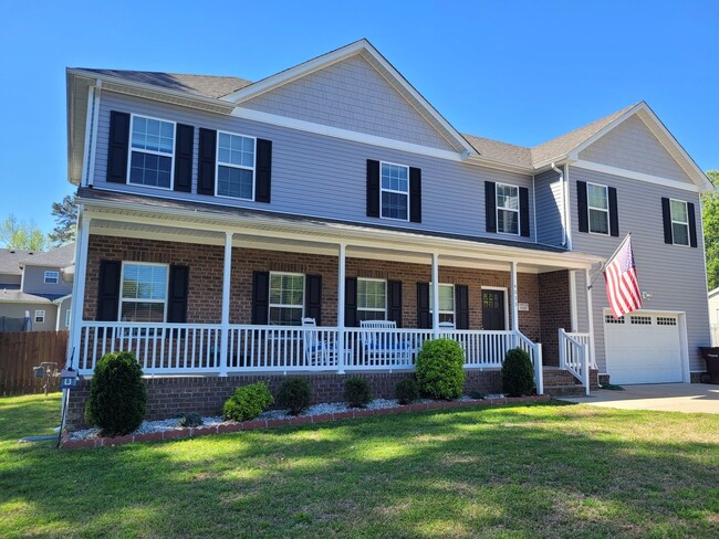 property at 4033 Woodland Dr