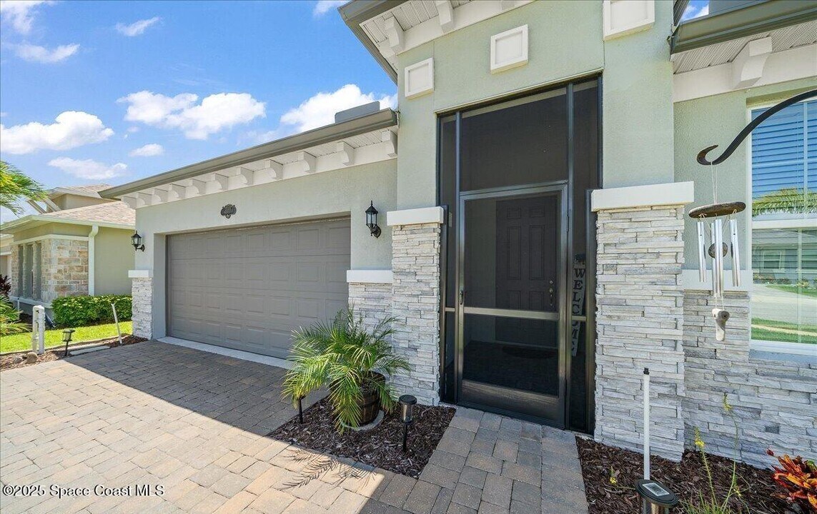 4477 Trovita Cir in West Melbourne, FL - Building Photo