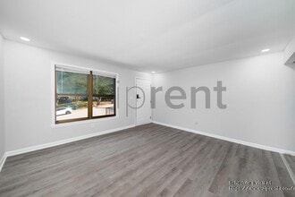 575 Springwood Dr in Forest Park, GA - Building Photo - Building Photo