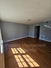 220 Piney Mountain Rd in Greenville, SC - Building Photo - Building Photo