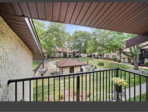 N82W13514 Fond du Lac Ave in Menomonee Falls, WI - Building Photo - Building Photo