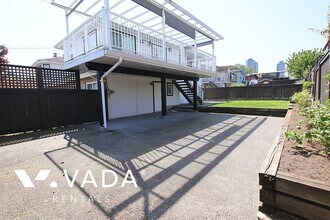 1789 Springer Ave in Burnaby, BC - Building Photo - Building Photo