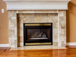 1160 Hawthorne Ln in Elk Grove Village, IL - Building Photo - Building Photo