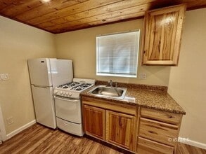 25840 CA-243 in Idyllwild, CA - Building Photo - Building Photo