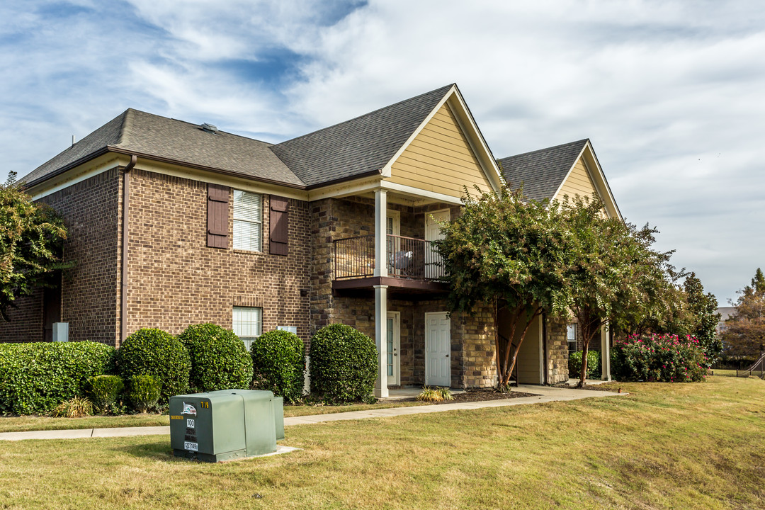 Angelo's Grove in Marion, AR - Foto de edificio