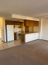 825 Mission Sierra Ct in Redding, CA - Building Photo - Building Photo