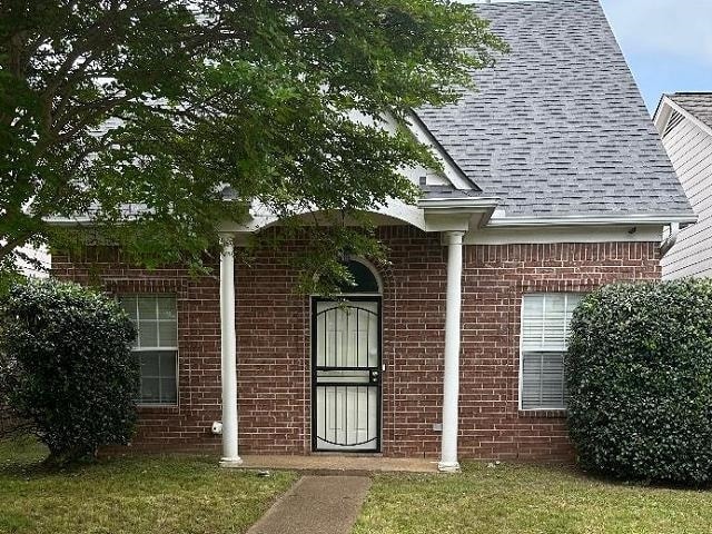 property at 6826 Manslick Rd
