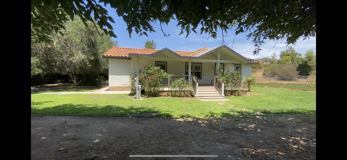 175 Walnut Hills Dr in San Marcos, CA - Building Photo