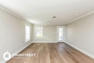 2116 Belzise Terrace in Fort Worth, TX - Foto de edificio - Building Photo