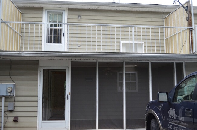 101 B Brian Ave in Bridgewater, VA - Building Photo - Building Photo
